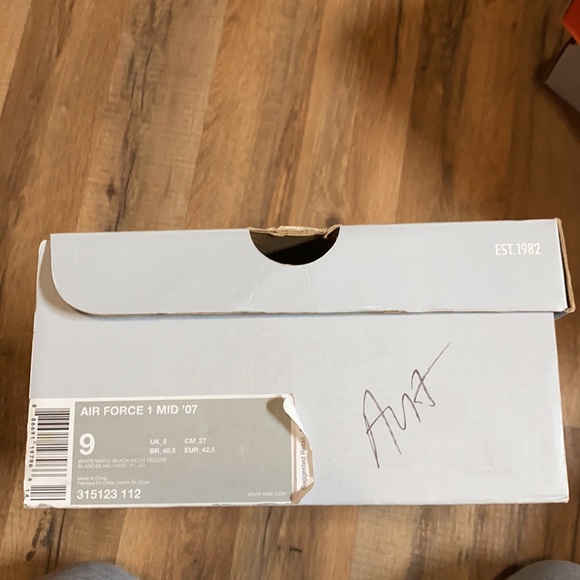 2008 Nike Air Force 1 mid volt yellow white - Picture 11 of 11